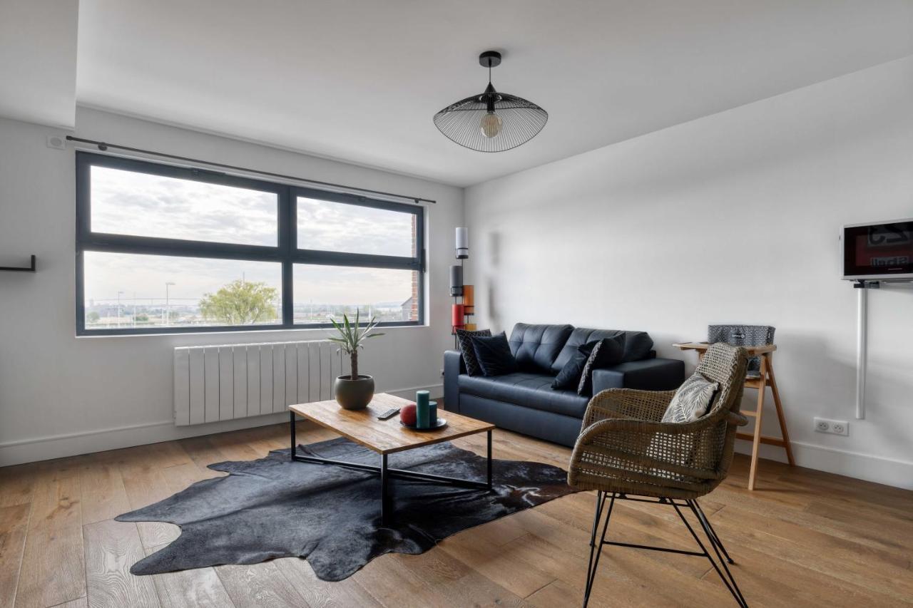 Апартаменты Le Loft Du Cosmopolitain Онфлёр Экстерьер фото